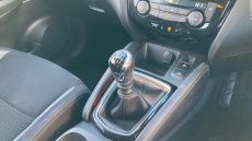 Nissan Qashqai 1.3 DiG-T Acenta Premium 5dr Petrol Hatchback